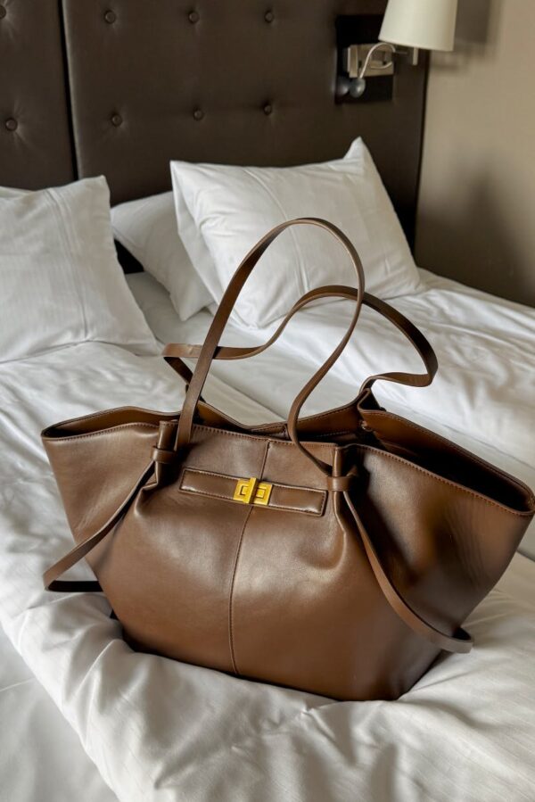 23.jpg Large School & Work Tote Bag - SOHO