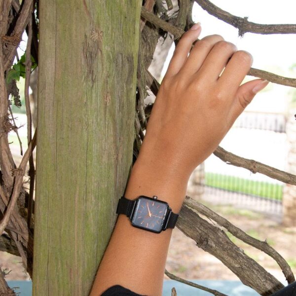 w9494_1500x_17e88362-7c19-4a69-a1fd-7e815e35e695.jpg Black Mesh Magnetic Fashion Watch